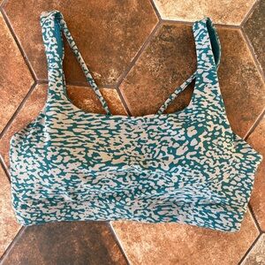 Athleta Exhale Bra Medium NWOT